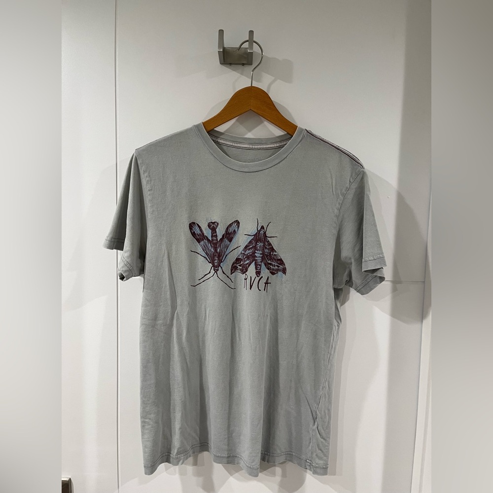 RVCA T-shirt, large, gently used. Special Artist edition by Ben Horton.